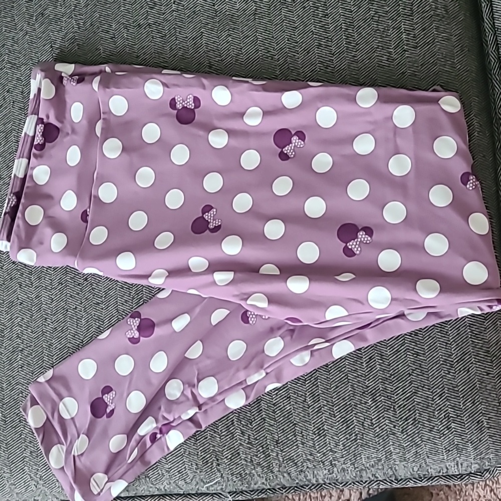 Disney purple and white Minnie Mouse LuLaRoe leggings tall & curvy